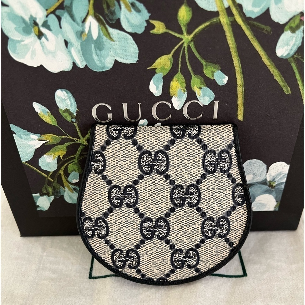 RARE Gucci Supreme Coin Holder Purse EUC Authenticity Guarantee - Picture 4 of 11